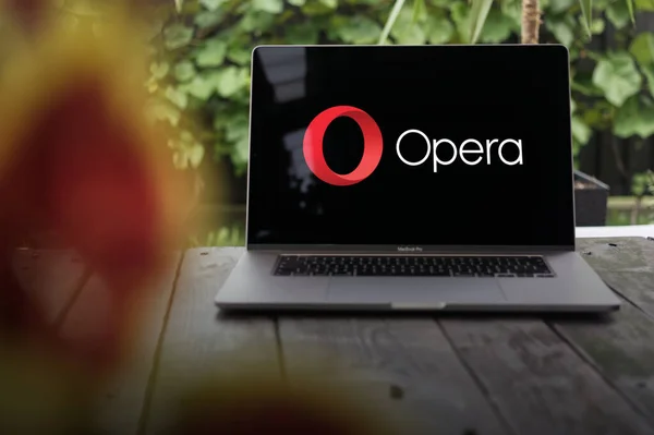 Wroclaw Poland September 2023 Opera Logo Multi Platform Web Browser — Stock Photo, Image