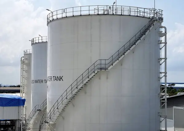 Demineralized Water Tanks are used to store and provide for the electric power generation industry.