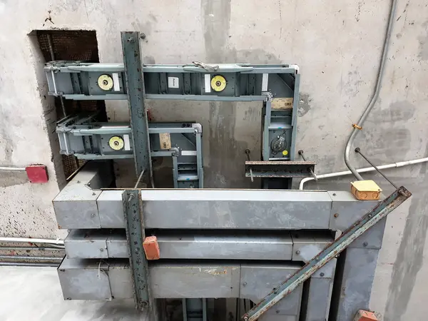 Low voltage electrical busway or bus duct in high rise tower.