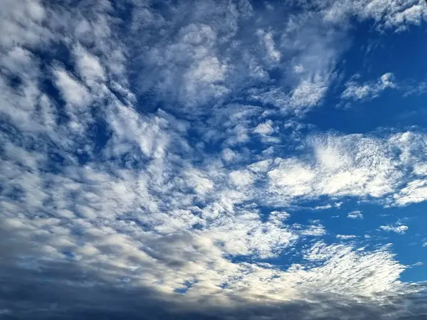Nuvens Céu Azul Fundos — Fotografia de Stock