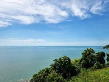 Sichon 'dan Khanom Bölgesi' ne, Nakhon Si Thammarat Eyaleti 'ne gezi rotası: Tayland Körfezi kıyısı boyunca güzel manzaralı kıyı şeridi..