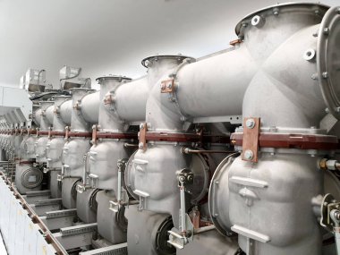 Orta gerilimli gaz yalıtımlı şalter (GIS)