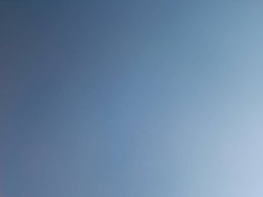 Bulutlu mavi gökyüzü