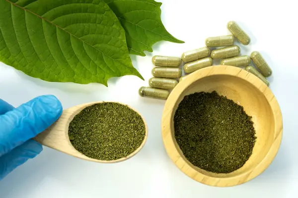 Dávkování bílého kratomu