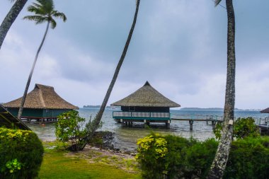 Bora Bora, Güney Pasifik adası Tahiti 'nin kuzeybatısında Fransız Polinezyası