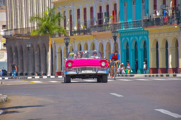 Havanna Kuba Régi Motoros Autó Retro Stílusban — Stock Fotó