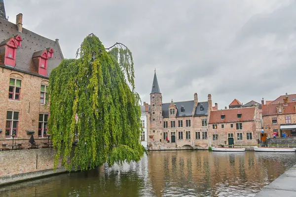 Bruges Belgium Bruges Nyugat Flandria Fővárosát Belgium Északnyugati Részén Csatornái — Stock Fotó