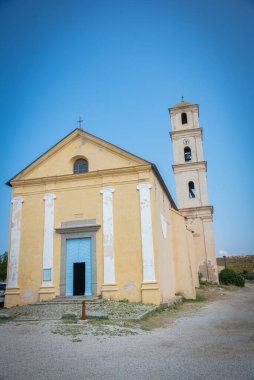 Manzara manzarası, kırsal kilise Calvi, Korsika, Fransa