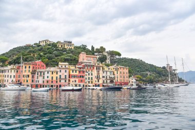 Panoramik manzara ve Portofino, İtalya