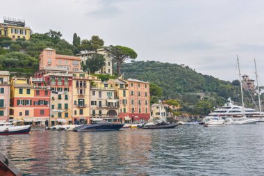 Panoramik manzara ve Portofino, İtalya