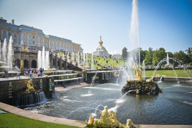 Büyük Şelale ve Peterhof Sarayı çeşmeleri ve heykel, Rusya