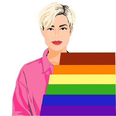 Sarışın, kısa saçlı ve pembe gömlekli bir kadın elinde gay gurur bayrağı, gökkuşağı
