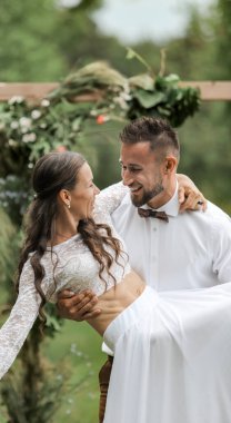 Birbirine aşık genç bir çift.