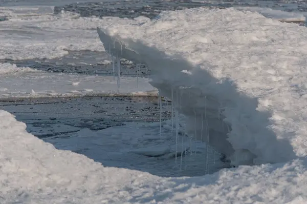 Ledové Útvary Rampouchy Březích Botnického Zálivu Pori Finsko — Stock fotografie