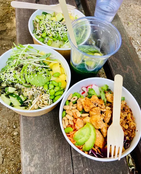 gezonde lunch in de tuin