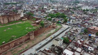 Küçük şehir Şeyhupura Pakistan 'ın 09 Temmuz 2023' teki en iyi manzarası.