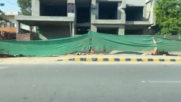 Service Road View Från Buss Rör Sig Huvudvägen Storstaden Lahore — Stockvideo