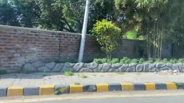 Service Road View Bus Moving Main Road Big City Lahore — Stock Video