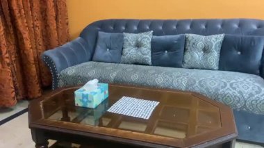 16 Mart 2024 'te Lahor Pakistan' daki evin içi lüks.