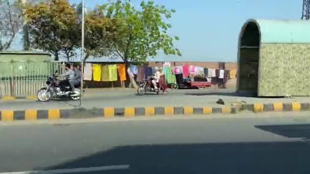 Vista Stradale Traffico Cittadino Lahore Pakistan Marzo 2024 — Video Stock