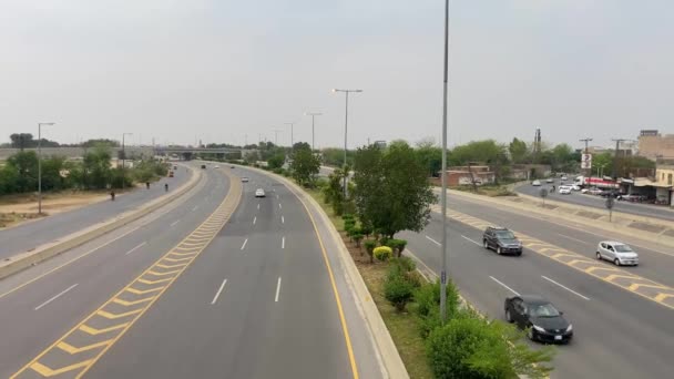 2024年4月14日 拉合尔的低倾角高速公路通常是来往于两个城市之间的最快路线 — 图库视频影像