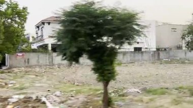# Evin şehrindeki yol #