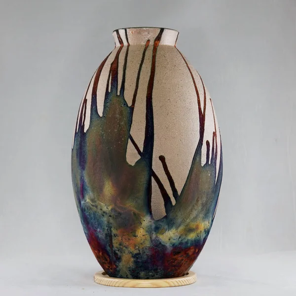 Raaquu Raku Keramické Keramické Keramiky Váza Duha Aurora Texturované Vzor — Stock fotografie