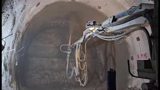 Výroba Broušeného Betonu Strojově Konstrukci Tunelů Metra — Stock video