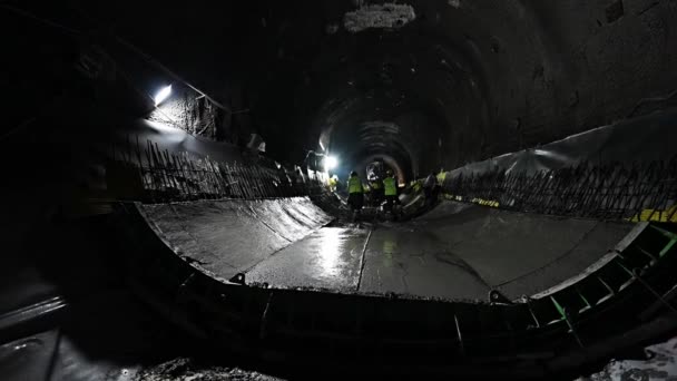 Inverterad Betonggjutning Med Natm Metod Tunnelbanetunneln — Stockvideo