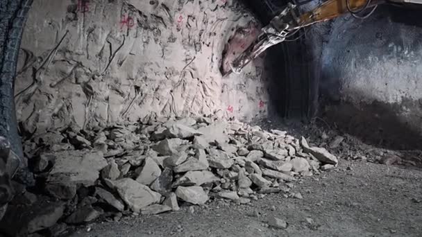 Sprzęt Budowlany Wydobywający Metro Tunel Górniczy — Wideo stockowe