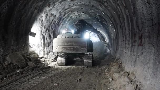 Bygningsudstyr Udgravning Metro Minedrift Tunnel – Stock-video