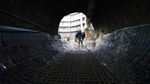 Surveying Equipment Engineers Subway Tunnel Construction — Stock Video