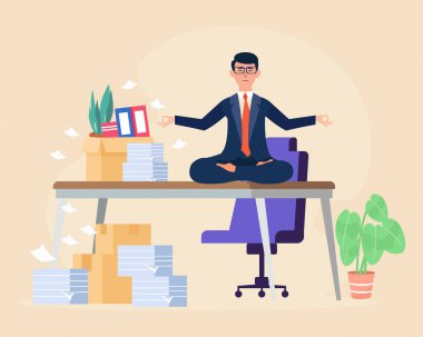 Padmasana Lotus 'ta oturan bir iş adamı ofis masasında poz veriyor. Ofis işleri ve zaman yönetimi ile ilgili evrakları dengeleyen bir sürü evrak var.