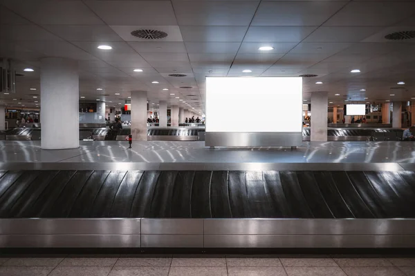 Lisbon Luggage Claim Area Conveyor Belt Featuring White Blank Mockup — Stock Photo, Image