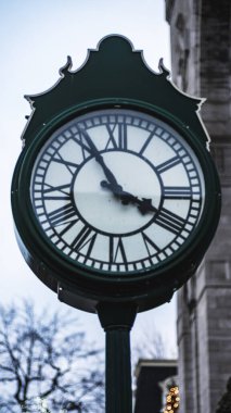 Montreal, Verdun sokaklarında saat