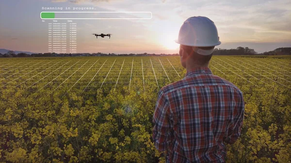 Ingeniero Usando Dron Agritech Para Escanear Campos Agrícolas Gráficos — Foto de Stock