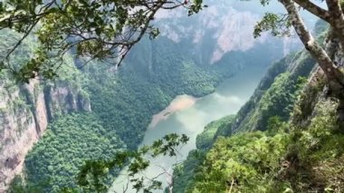 Meksika Chiapas Canyon de Sumidero tatil beldesi Ulusal Park 'ın hava manzarası 
