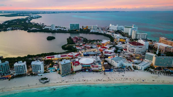 Otel bölgesi havası. Meksika Karayip Denizi Riviera Maya tatil beldesi.