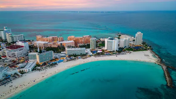 Otel bölgesi havası. Meksika Karayip Denizi Riviera Maya tatil beldesi.