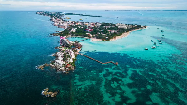Meksika Cancun Riviera Maya adası tropikal Karayip sahil adası Quintana Roo 'yu katletti.