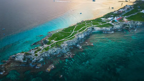 Meksika Mujeres Adası Havayolları Karayip Denizi Rivierası 'nda tatil beldesi Maya Cancun
