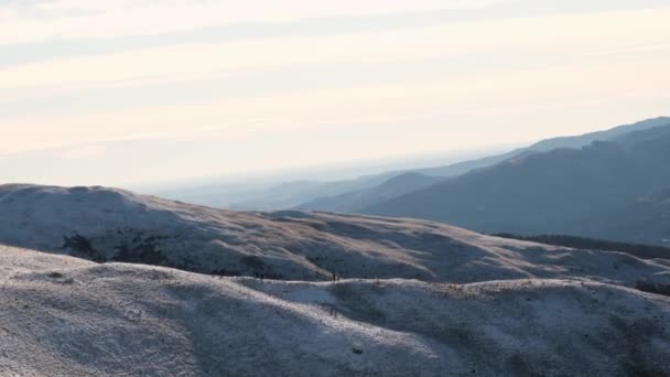 Paisaje Invierno Naturaleza Pacífica Invierno Montañas Bucegi Rumania Primera Nieve — Vídeo de stock