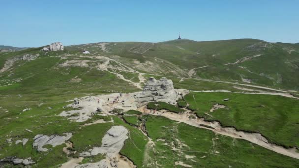 Sfinxul Din Bucegi Esfinge Una Formación Rocosa Natural Parque Natural — Vídeos de Stock