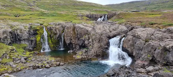 Island Seydisfjordur Landschaft Mit Wasserfall — Stockfoto
