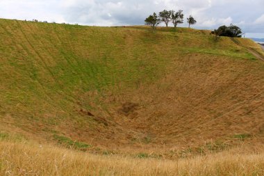 Eden Dağı, Yeni Zelanda 'nın Kuzey Adası' ndaki Auckland şehrindeki bir kül konisinin adıdır.