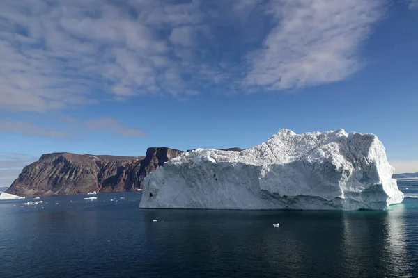 Grönland Uummannaq Fjord Daki Buzdağları Grönland Kuzeyindeki Büyük Fiyort Sistemi — Stok fotoğraf
