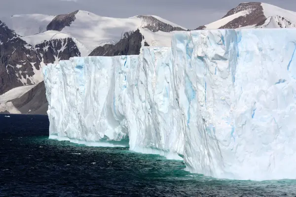 Ανταρκτική Παγόβουνο Στον Κόλπο Mαργαρίτα Ένας Μακρύς Κόλπος Στη Νοτιοδυτική — Φωτογραφία Αρχείου