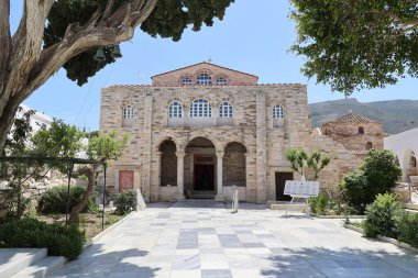 Panagia Ekatontapyliani-çeşmesi veya Yüzlerce Kapı-Parikia Kilisesi, Paros, Cyclades, Yunanistan