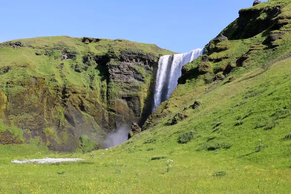 アイスランド南部のスコガ川の滝 — ストック写真