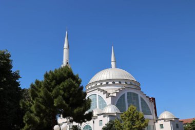 Arnavutluk 'un kuzeyindeki Şkodra kentindeki Ebu Bekr Camii   